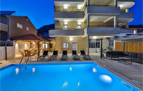 Amazing Apartment In Kastel Gomilica