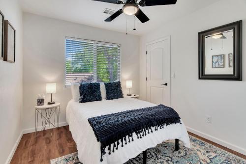 Fotografie z fotogalerie ubytování Downtown Paso: Sip N Sleepz 3 Bed/2.5 Bath v destinaci Paso Robles