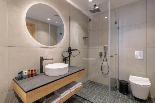 Bilik mandi di Ensana Aquahouse