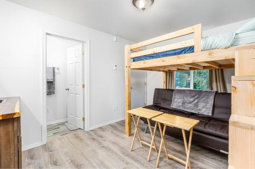 Gallery image of AlohAlaska Studio in Girdwood