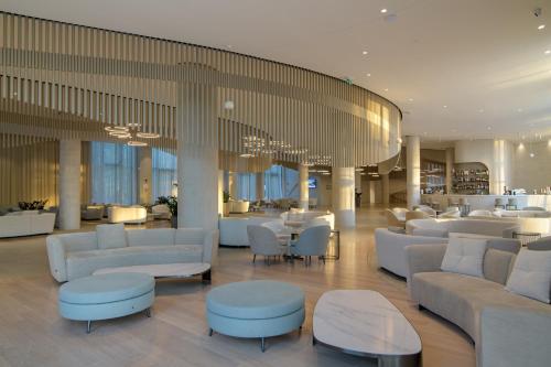 Ruang duduk di Ensana Aquahouse