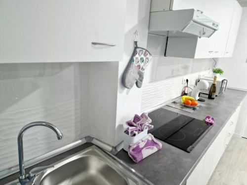 301, Apartamento 2 bedrooms, near Playa de las Americas & FREE WIFI