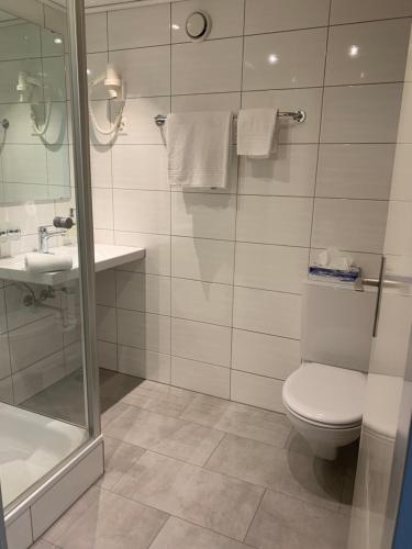 Ένα μπάνιο στο Hotel Restaurant Alpenblick