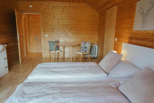 Ferienwohnung Karawankenblickにあるベッド