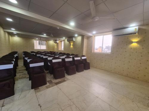 Espace de conférence ou salle de réunion dans l'établissement Hotel Nova Pride