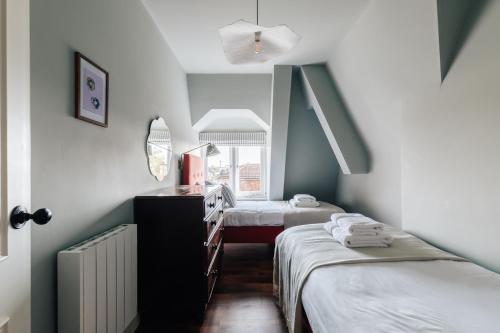 Redland Suites - Apartment 7 photo 3