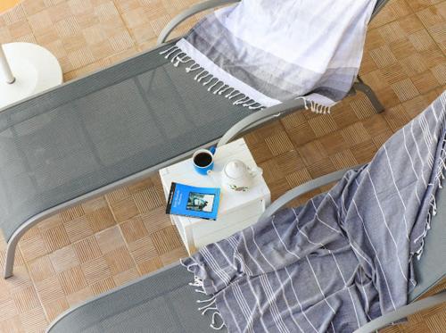 A bed or beds in a room at Villa mirador stone