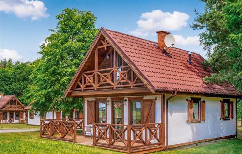 2 Bedroom Cozy Home In Gietrzwald