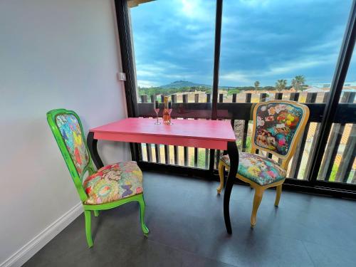 Zdjęcie z galerii obiektu CAP D'AGDE NATURISTE-PORT VENUS RESIDENCE-Studio luxe "La Barock" w Cap d'Agde
