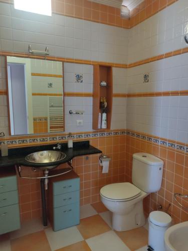 Kúpeľňa v ubytovaní Maravilloso alojamiento en el centro de Baeza