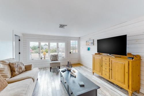 Beachside Bungalow - B – Photos 4