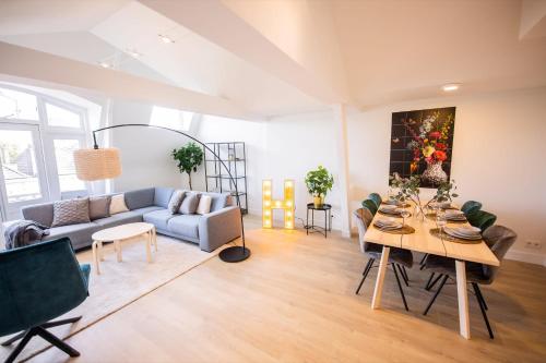 Happily 2 Bedroom Serviced Apartment 75m2 -NB306H-