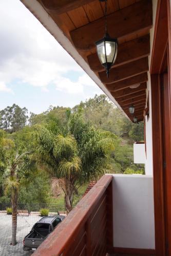 - une vue depuis le balcon d'une maison dans l'établissement Torre del Conde, à Huasca de Ocampo