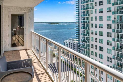 Elegant 2 BDR 2 BATH• Brickell • Ocean View – Photos 3