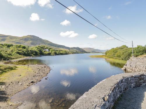 a view of a river from a bridge at Tigh Mhicheal Phaidin in Finny