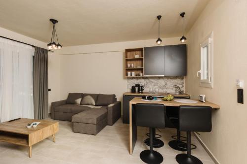 Gallery image of Olvion Suites in Skala Sotiros