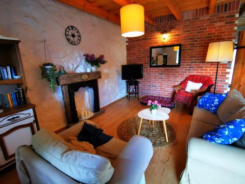 Mazurska Sielanka - klimatyczny apartament, 2 sypialnie i 2 ogródki