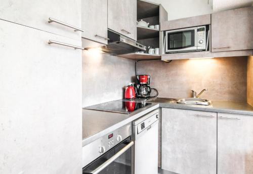 Penthouse 3-bedroom apartment, mountain views, large terrasse, piste access photo 3