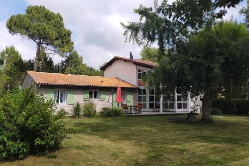 ENTRE LAC ET OCEAN SPACIEUSE ET CALME