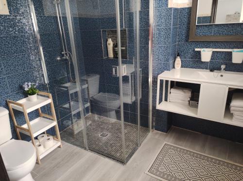 Koupelna v ubytování Apartamentos Daniela 2