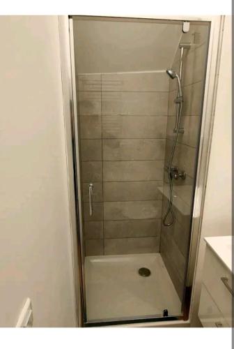 Koupelna v ubytování GAYA - 150m de l'hypercentre - parking gratuit