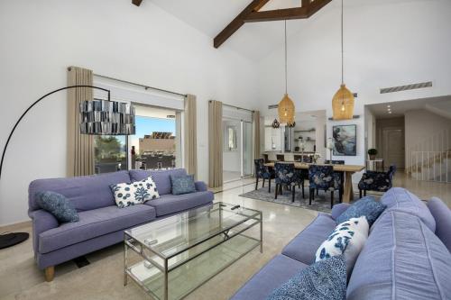 Villa La Perla by Finest Rentals