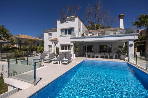 Villa La Perla by Finest Rentals