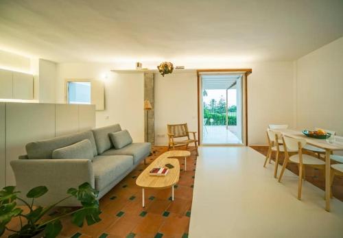 Posedenie v ubytovaní Casa Chirimoyo