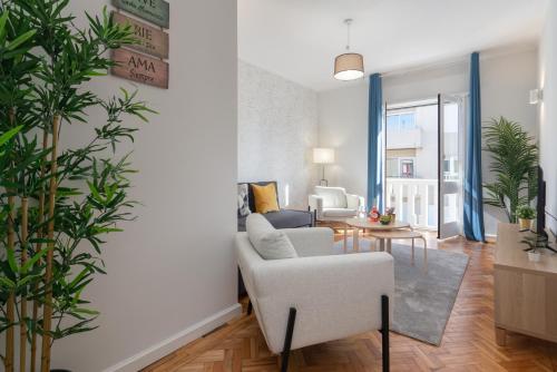 Host Wise - Deluxe Bright Flat