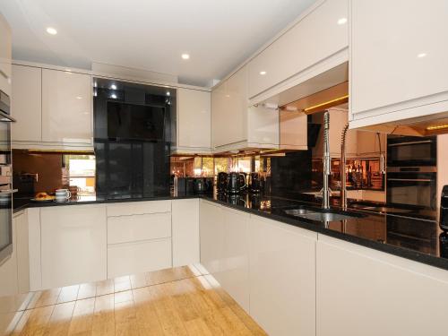 Dapur atau dapur kecil di Bluebell Retreat