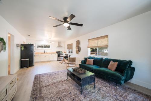 Central Ace High Bungalow – Photos 2
