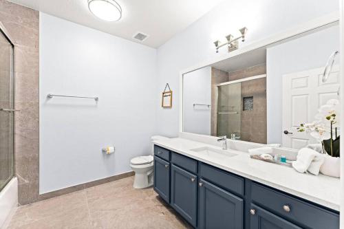 15 minutes way from Disney Condo Resort Pool Sleeps 10 photo 79