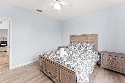 15 minutes way from Disney Condo Resort Pool Sleeps 10 photo 90