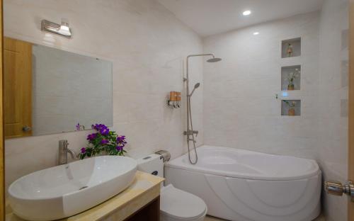 Phòng tắm tại Duy Vinh Hotel Dalat