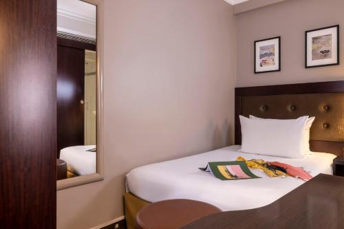 Hotel Abbatial Saint Germain photo 53