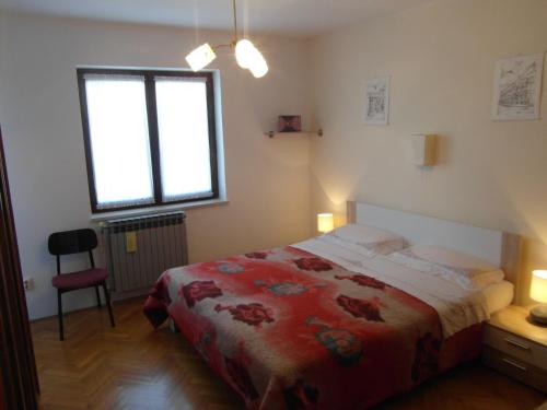 Posteľ alebo postele v izbe v ubytovaní Apartments Ida, 100 m from the beach