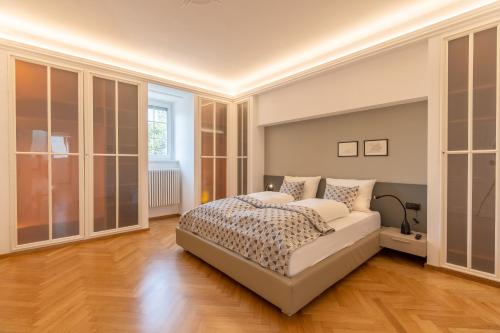 Villa Stubai - Penthouse in the heart of Merano photo 2