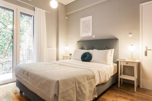 Stunning 2BR Apartment in Lycabettus by UPSTREET