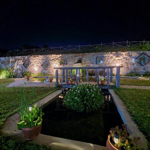 Κήπος έξω από το Alqueiturismo - Casas de Campo