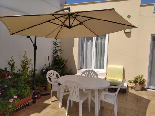 Patio nebo venkovní prostory v ubytování Attica B&B