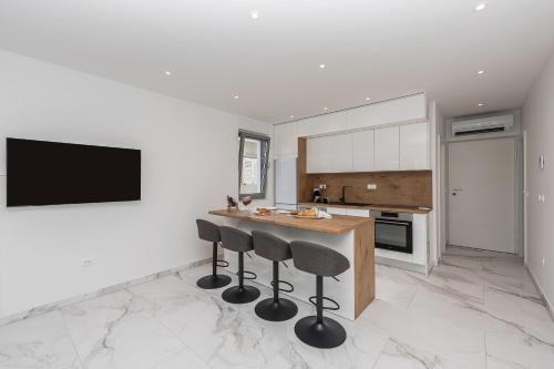 Luxurious new apartment in Makarska