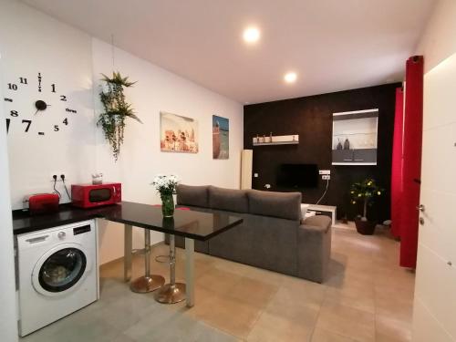 Galeriebild der Unterkunft Apartamento Suite CALETA in Cádiz