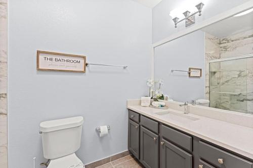 15 minutes way from Disney Condo Resort Pool Sleeps 10 photo 68