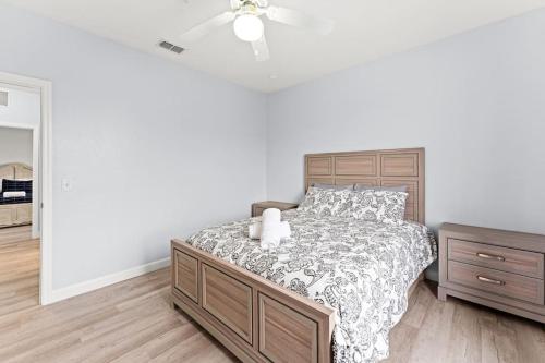 15 minutes way from Disney Condo Resort Pool Sleeps 10 photo 60