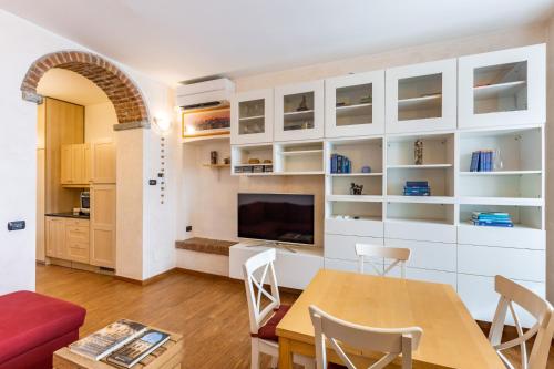 Easylife - Milano - Gregorio 11 P2 - Porta Venezia