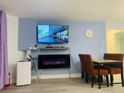 Romantic 1-Bedroom Serviced Apartment Kitchen & AC 143