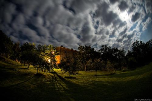 Un paisaje natural cerca de la estancia rural