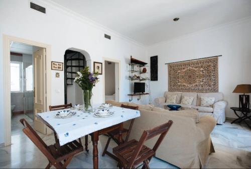 Penthouse private terrace, near cathedral, and to Real Maestranza