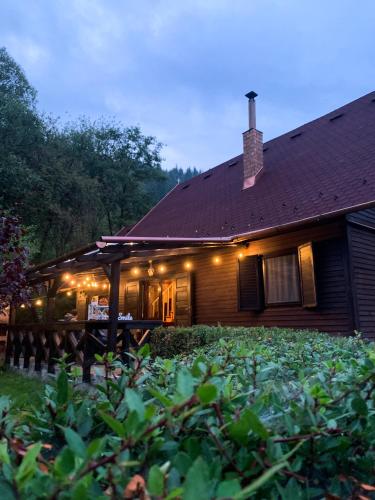 Taman di luar Elixír Guest House