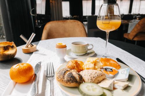 Φαγητό σε αυτό το ξενοδοχείο ή κάπου εκεί κοντά